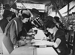 Voting in Brisbane. 1937