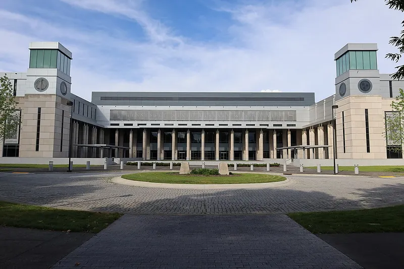File:Tennessee State Library and Archives.jpg