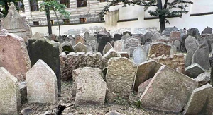 gravestones, Old Jewish Cemetery, Prague, Czech Republic, Hebrew, cemetery