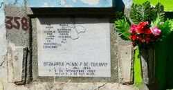 Burial niche of Bernarda Méndez de Quijivix. Guatemala, 1997.