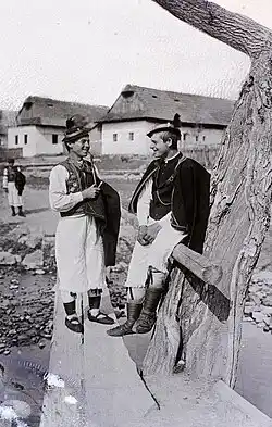 Image of two Slovak peasants in national costumes