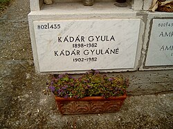 Tombstone of Mr. and Mrs. Gyula Kádár. Farkasrét cemetery, Budapest.
